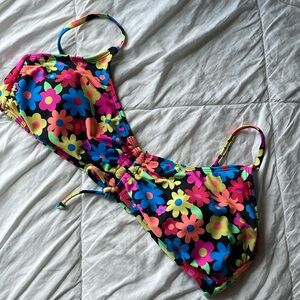 GUC Colorful No Boundaries Flower Power‎ Swim Top Size XL